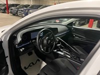 2024 Hyundai Elantra Preferred IVT w/Tech Pkg