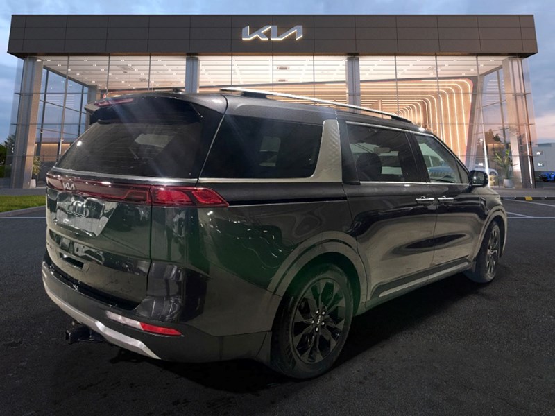 2022 Kia Carnival SX FWD