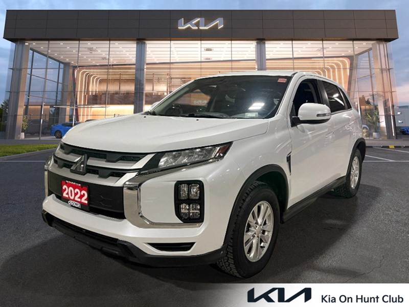 2022 Mitsubishi RVR SE AWC