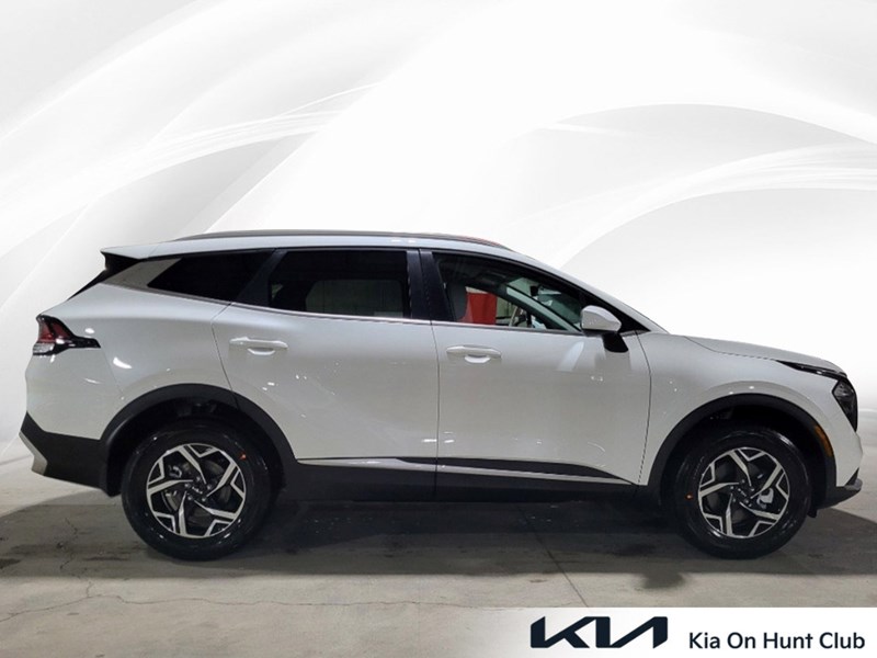 2024 Kia Sportage LX AWD