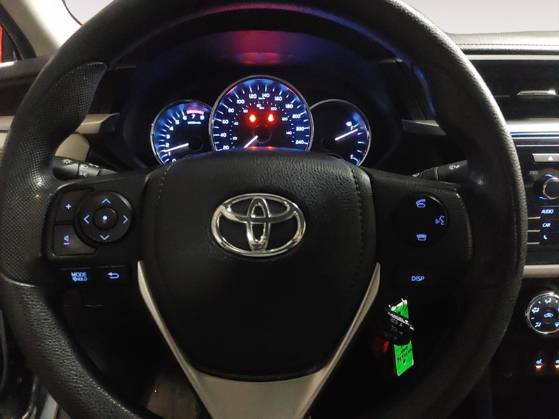 2016 Toyota Corolla 4dr Sdn CVT LE