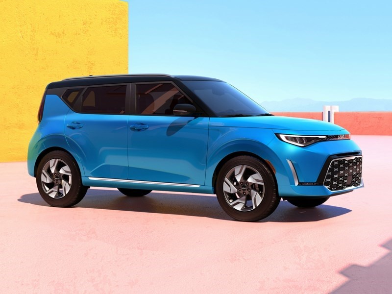 Ottawa's New 2025 Kia Soul EX Premium New Vehicle Model Overview